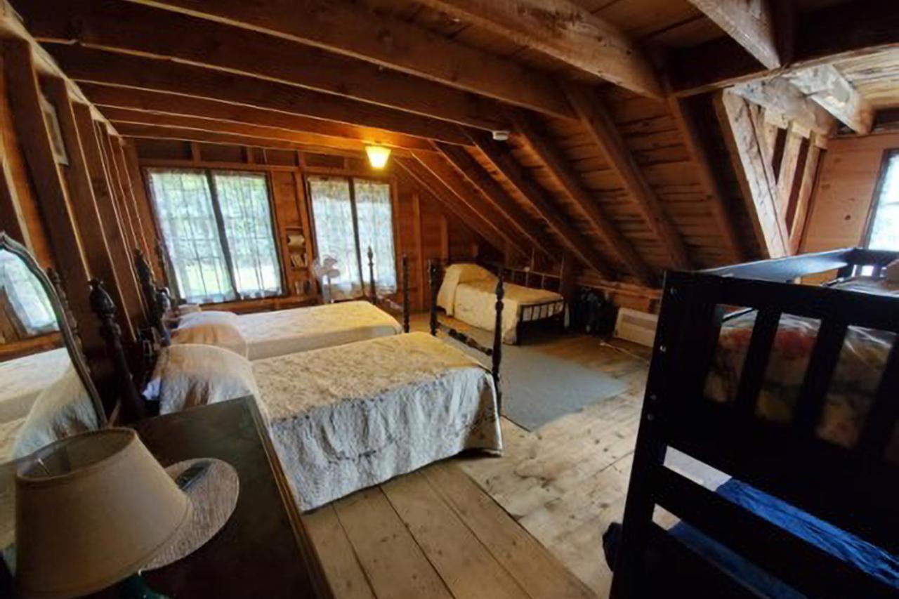 Meredith Lakefront Lodge On Lake Winnipesaukee المظهر الخارجي الصورة